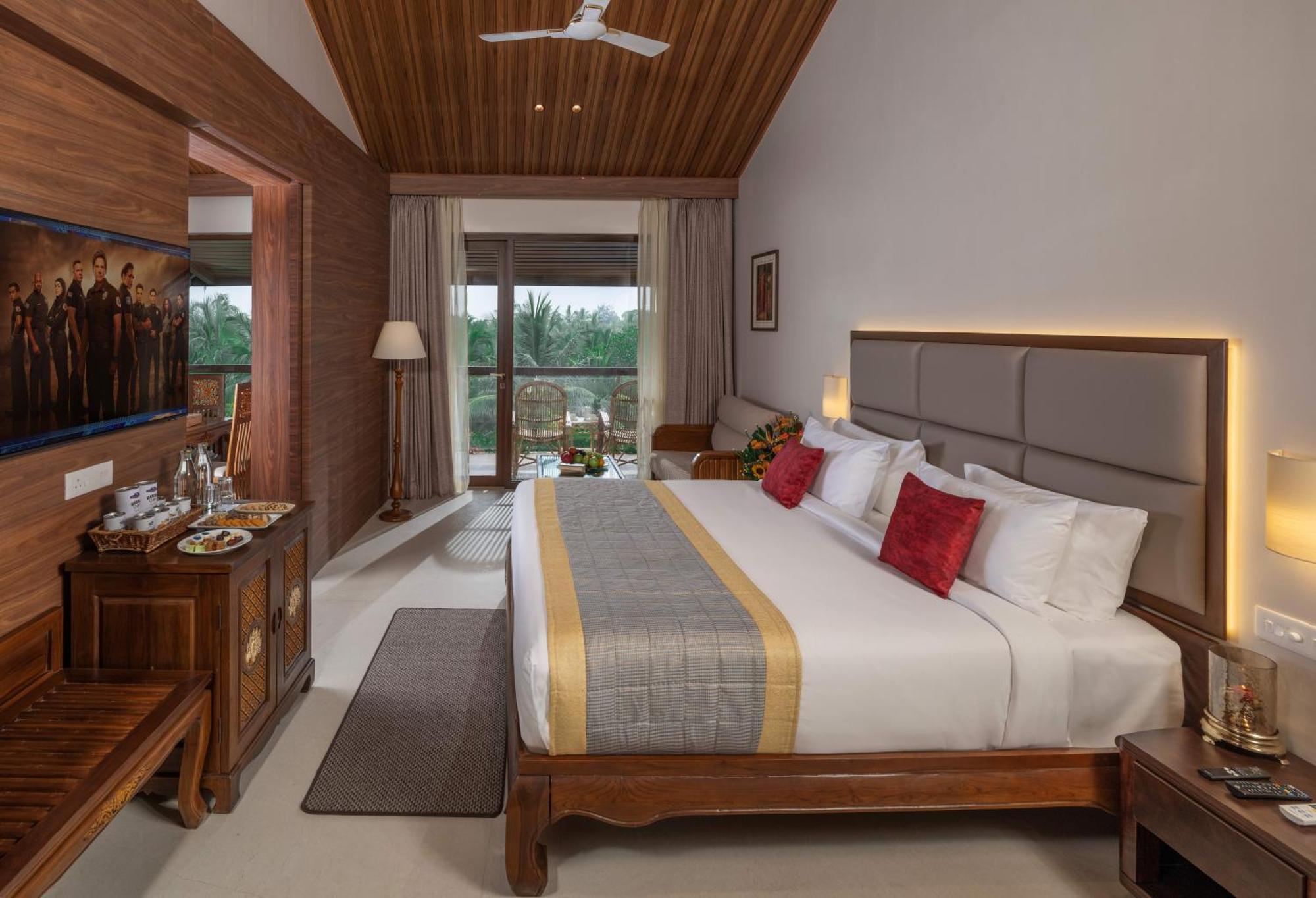 Uday Suites - The Airport Hotel Thiruvananthapuram Екстер'єр фото
