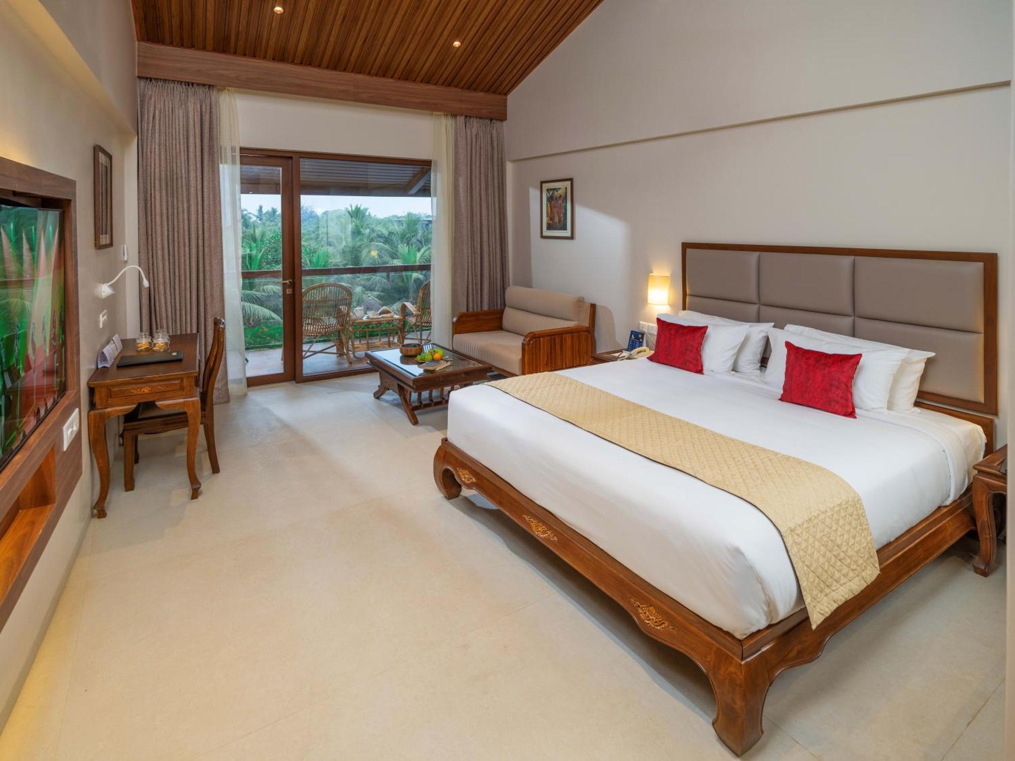 Uday Suites - The Airport Hotel Thiruvananthapuram Екстер'єр фото